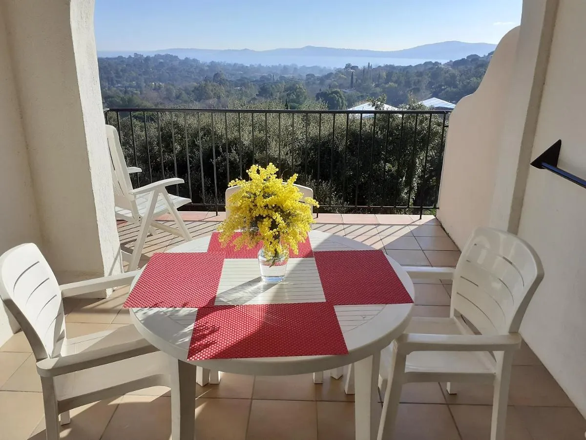 Les Restanques Du Golf De Saint Tropez, 83310 Grimaud, France Appartement