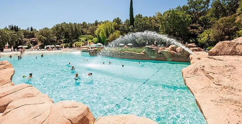 Apartment Les Restanques Du Golf De Saint Tropez, 83310 Grimaud, France Appartement