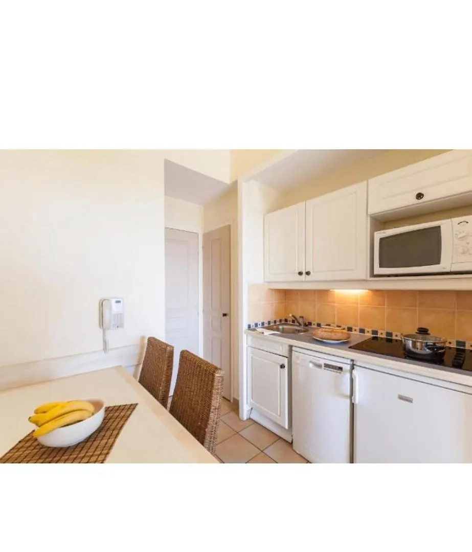 Les Restanques Du Golf De Saint Tropez, 83310 Grimaud, France Appartement Apartment